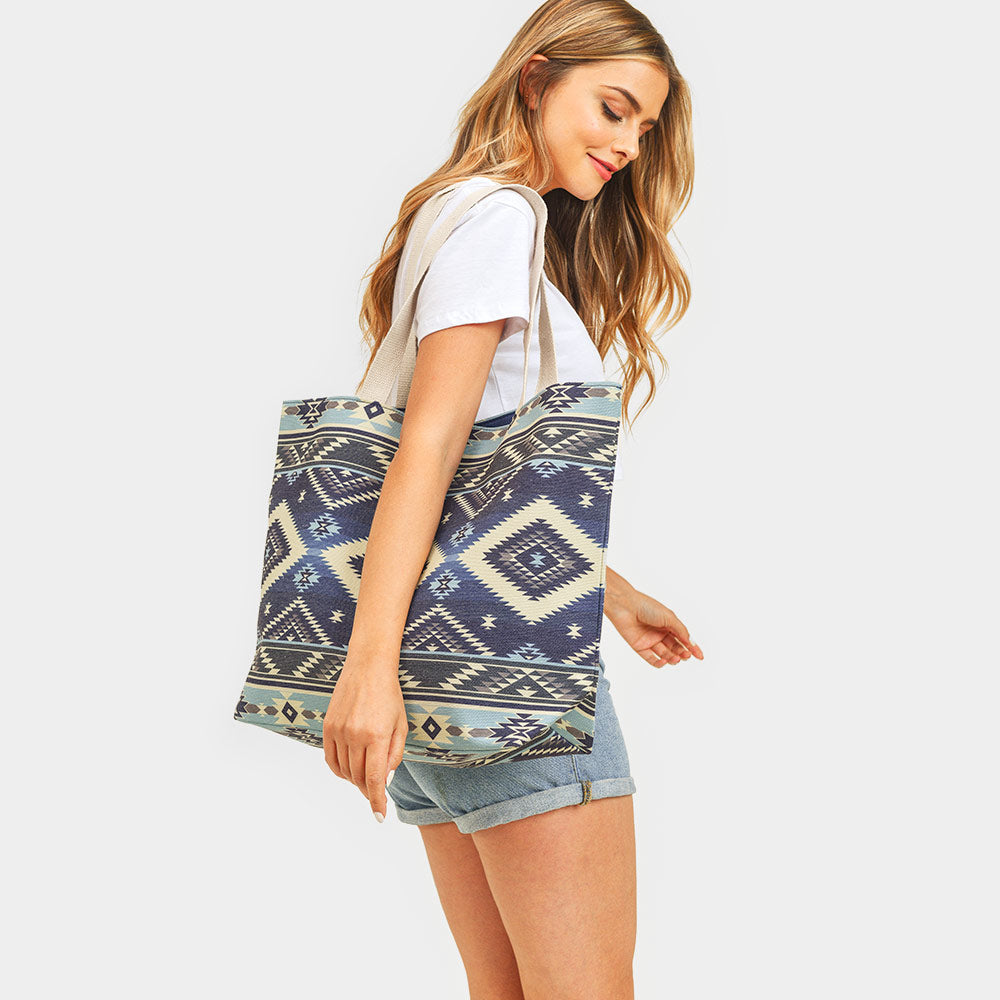 Beach tote tribal