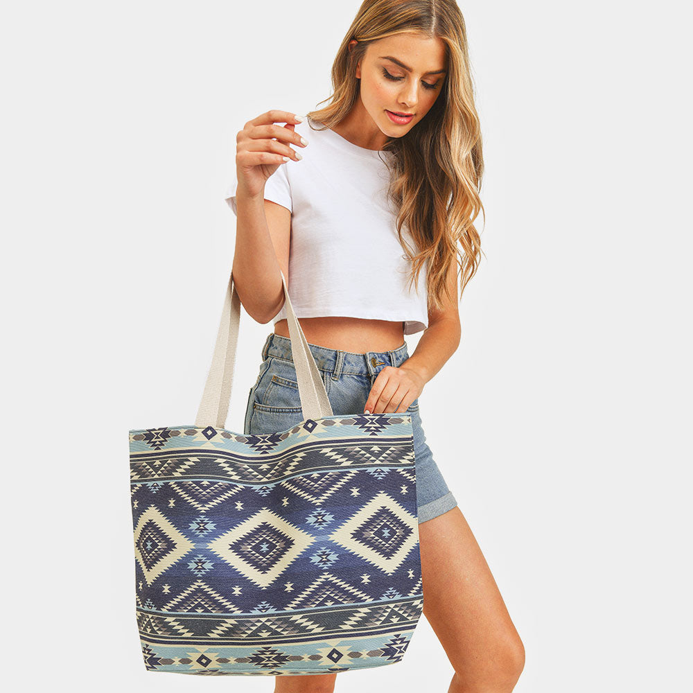 Beach tote tribal